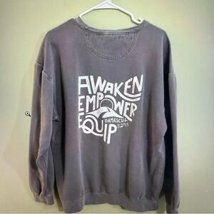 Comfort Colors Charcoal sweatshirt unisex live the adventure crewneck size XL